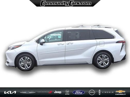 2024 Toyota Sienna Platinum