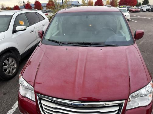 2015 Chrysler Town & Country Touring