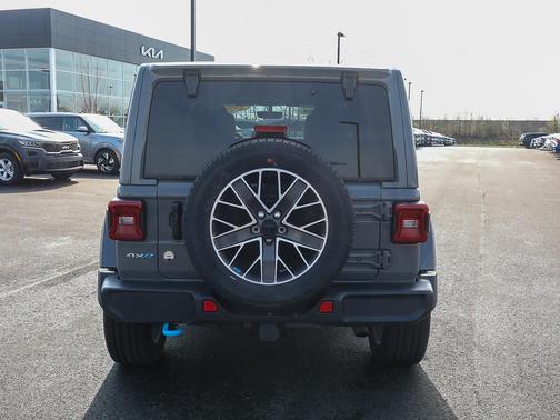 2023 Jeep Wrangler 4xe Sahara