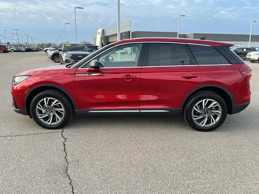 2023 Lincoln Corsair Standard