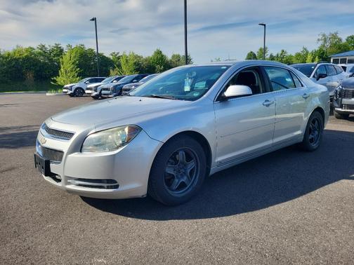 Silver Ice Metallic 2009 Chevrolet Malibu LT