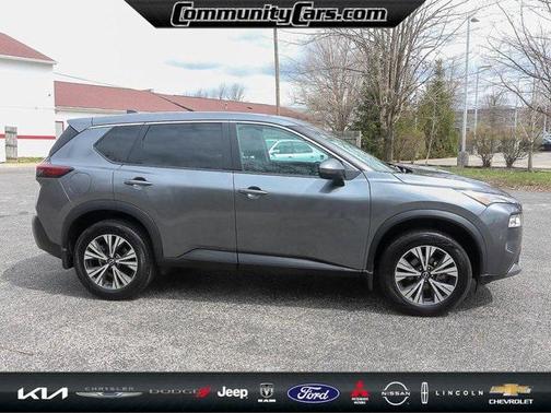 2022 Nissan Rogue SV