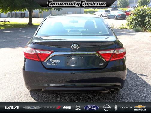 2017 Toyota Camry SE