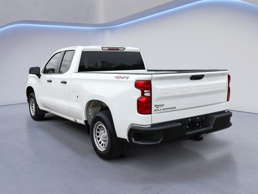 Summit White 2023 Chevrolet Silverado 1500 WT
