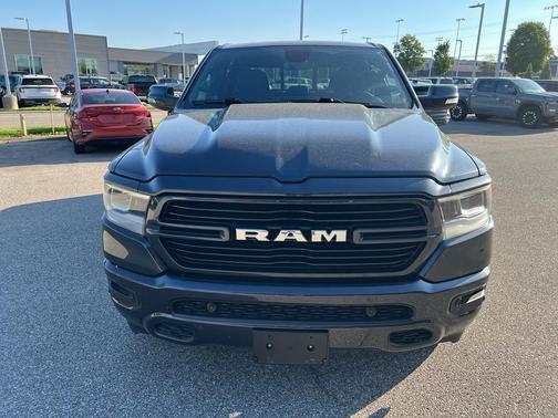 Maximum Steel Metallic Clearcoat 2019 RAM 1500 Big Horn