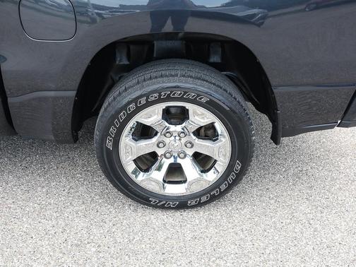 Maximum Steel Metallic Clearcoat 2019 RAM 1500 Big Horn