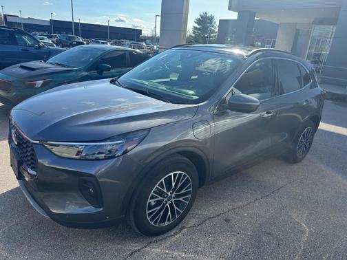 2023 Ford Escape PHEV Base