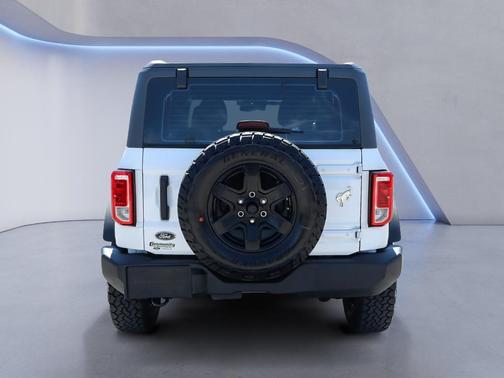 Oxford White 2025 Ford Bronco Base
