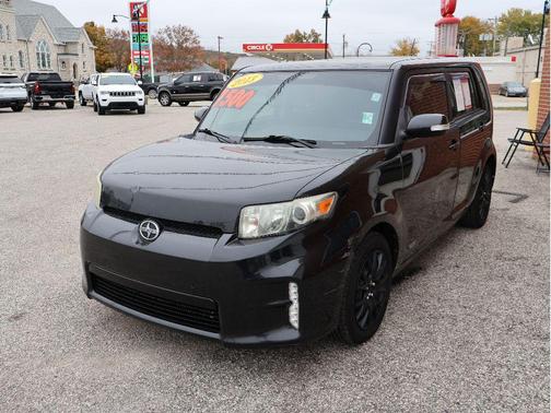 2013 Scion xB 10 Series