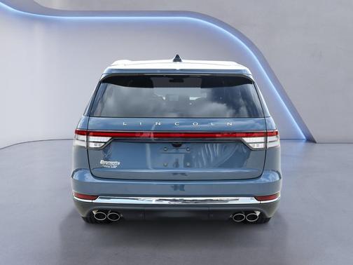 Whisper Blue Metallic Clearcoat 2026 Lincoln Aviator Premiere