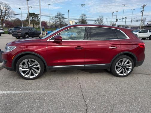 Ruby Red Metallic Tinted Clearcoat 2018 Lincoln MKX Reserve