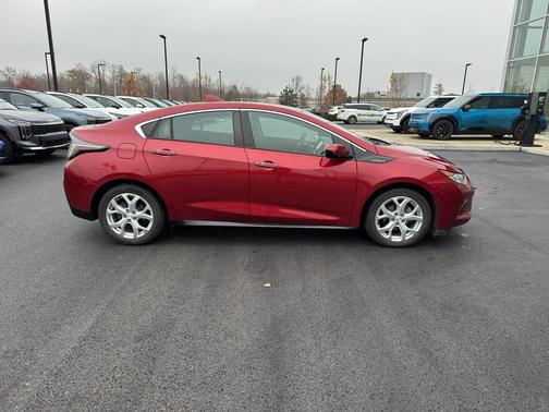 2018 Chevrolet Volt Premier