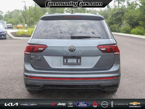 2024 Volkswagen Tiguan 2.0T SE R-Line Black