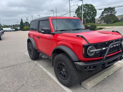 Red 2022 Ford Bronco Wildtrak