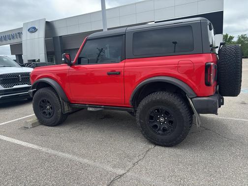 Red 2022 Ford Bronco Wildtrak