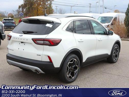 2026 Ford Escape Platinum