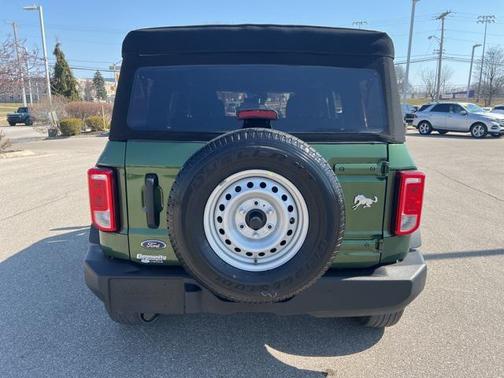 2022 Ford Bronco Base