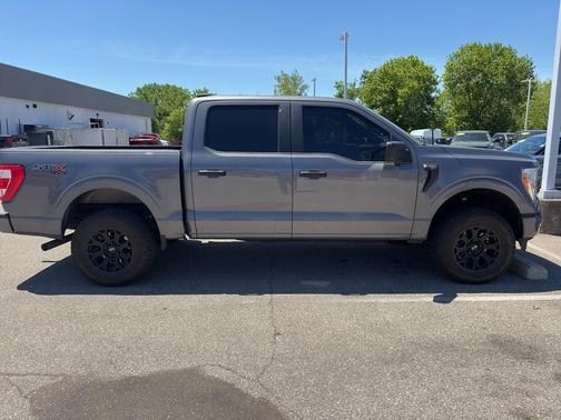 Carbonized Gray Metallic 2022 Ford F-150 XL