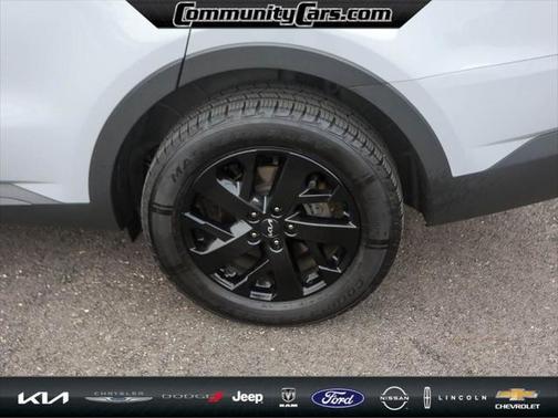 2023 Kia Sorento S