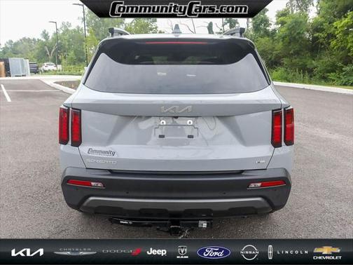 2023 Kia Sorento S