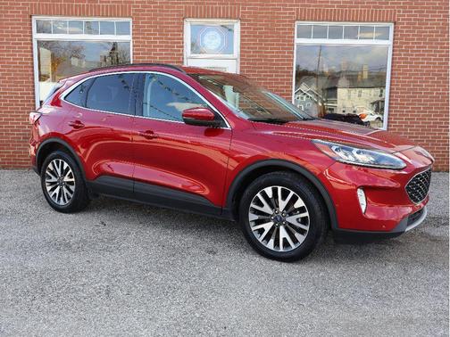 2020 Ford Escape Titanium