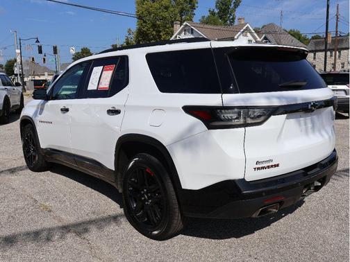 2021 Chevrolet Traverse Premier
