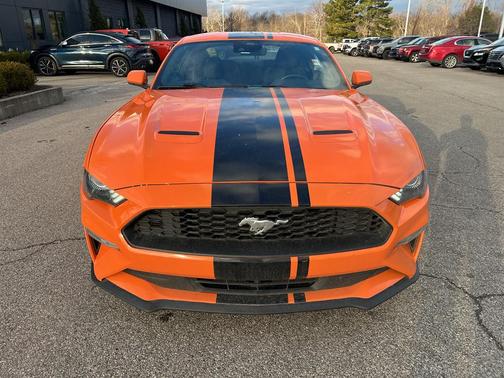 2021 Ford Mustang EcoBoost
