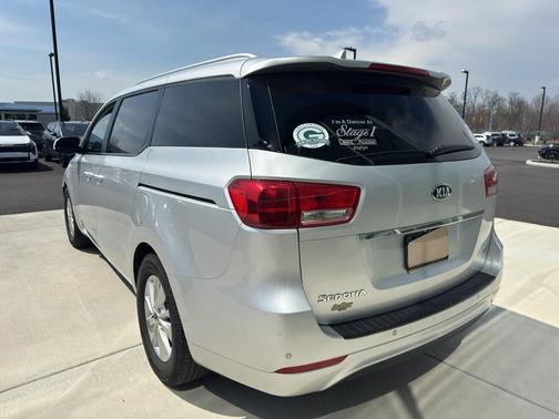 2016 Kia Sedona LX