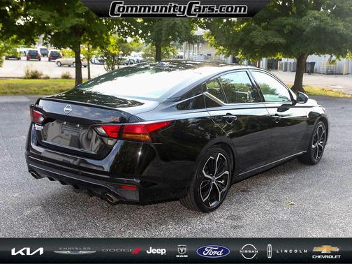 2024 Nissan Altima SR FWD