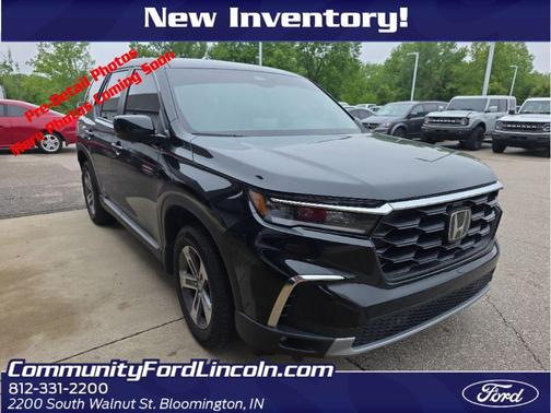 Modern Steel Metallic 2024 Honda Pilot EX-L 7 Passenger
