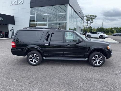 2017 Ford Expedition EL XLT