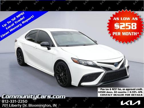 Ice Cap 2023 Toyota Camry SE