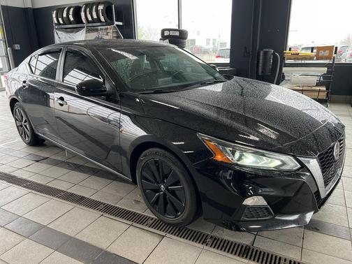 2022 Nissan Altima 2.5 SV