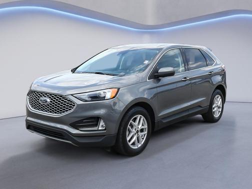 Carbonized Gray Metallic 2024 Ford Edge SEL