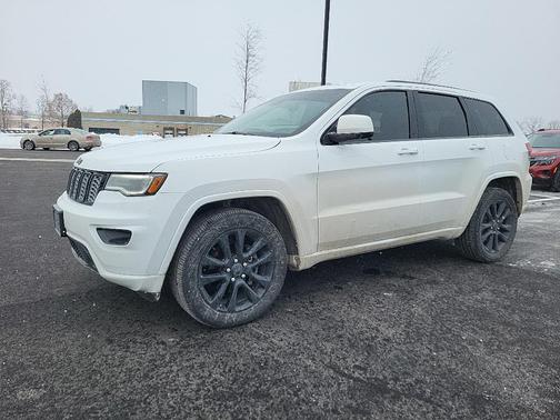 2020 Jeep Grand Cherokee Altitude