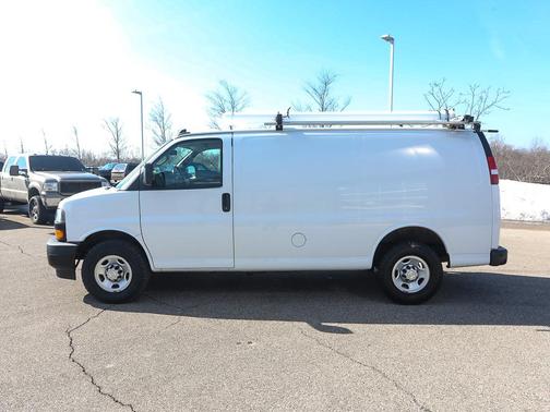 2021 Chevrolet Express 2500 RWD 2500 Regular Wheelbase WT