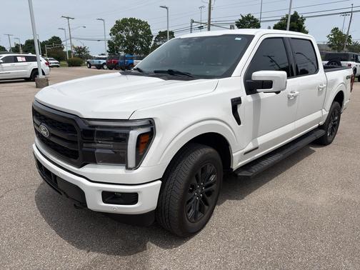 Star White Metallic Tri-Coat 2025 Ford F-150 Lariat