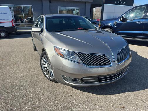 2015 Lincoln MKS Base