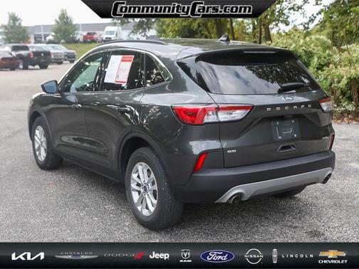 2020 Ford Escape SE