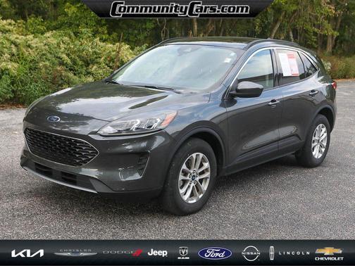 2020 Ford Escape SE