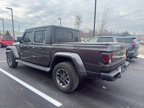 2020 Jeep Gladiator Sport