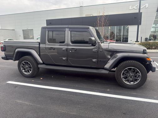 2020 Jeep Gladiator Sport
