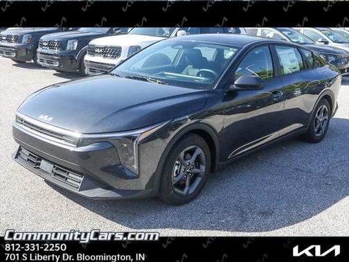 2025 Kia K4 LXS