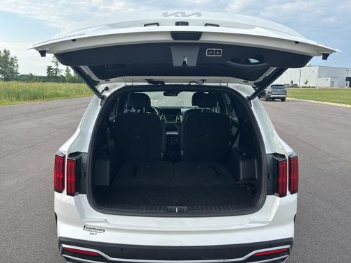 Snow White Pearl 2023 Kia Sorento Hybrid SX Prestige