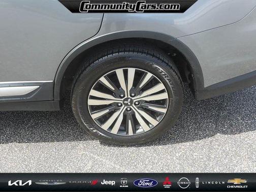 2019 Mitsubishi Outlander ES