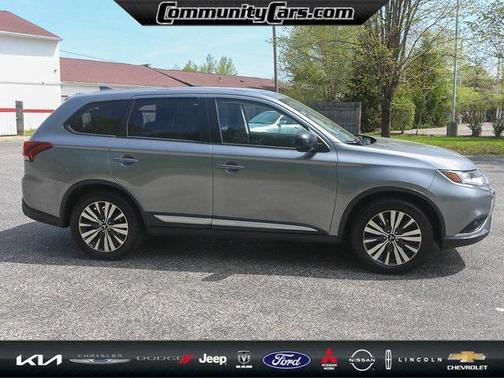 2019 Mitsubishi Outlander ES