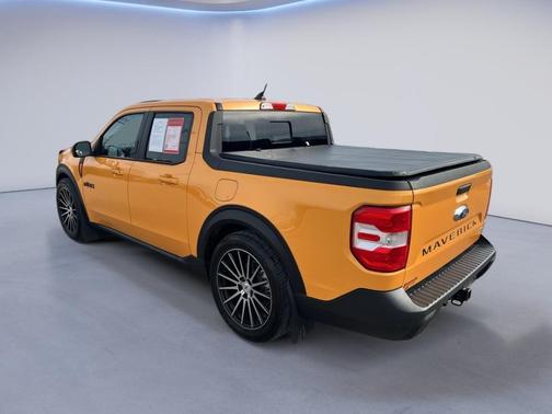 2023 Ford Maverick Lariat