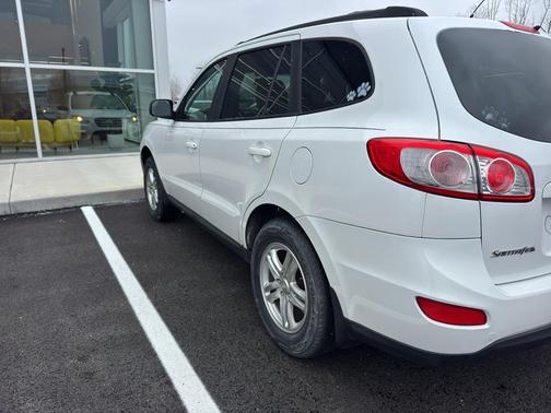 2012 Hyundai SANTA FE GLS