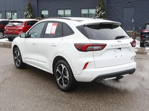 2023 Ford Escape ST-Line Select