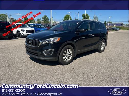Ebony Black 2016 Kia Sorento LX